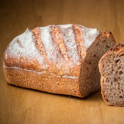 Pain complet à la coupe 1 kg BIO*